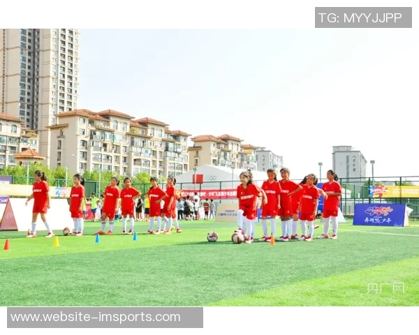 足球微信群：一起畅聊赛事动态分享技巧与心得的快乐社区