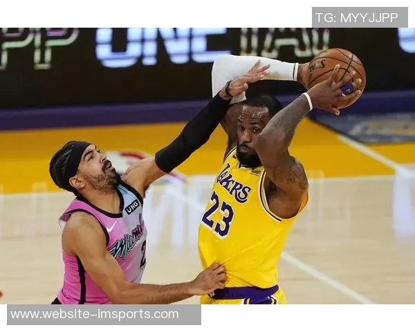 G3湖人对热火精彩回放全程回顾与分析带你重温比赛精彩瞬间