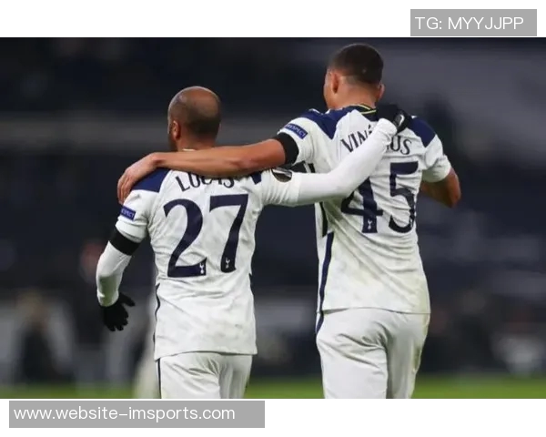 安特卫普与热刺首发阵容对比分析揭示双方战术布局与关键球员表现 安特卫普与热刺首发阵容对比分析揭示双方战术布局与关键球员表现